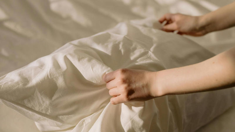 1. Choose A Supportive Mattress, 2. Offer Firm And Soft Pillows, 3. Hang Blackout Curtains, 4. Add A Full-Length Mirror, 5. Provide A Luggage Rack, 6. Stock Toiletries And Extras, 7. Install Bedside Reading Lights, 8. Include A Desk Or Writing Table, 9. Display Wi-Fi Info Clearly, 10. Use Fragrance-Free Linens, 11. Place Extra Blankets Nearby, 12. Clear Closet And Drawer Space, 13. Add A Sound Machine, 14. Share Local Tips And Maps, 15. Set Out Water And Glasses, 16. Add A Universal Charging Station, 17. Keep Décor Calm And Neutral, 18. Use Hypoallergenic Bedding, 19. Label All Light Switches, 20. Add A Few Good Reads