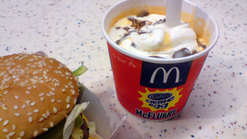 Fast Food Sugar Rush 1. Cadbury McFlurry (UK: McDonald's), 2. Choco Lava Cake (India: Domino's Pizza), 3. Halo-Halo (Philippines: Chowking), 4. Peach Mango Pie (Philippines: Jollibee), 5. Pandan Waffle (Vietnam: Highlands Coffee), 6. Soft Cream (Japan: Mister Donut), 7. Matcha Parfait (Japan: Lotteria), 8. Pastel De Nata (Portugal: McDonald's), 9. Corn Pie (Thailand: McDonald's), 10. Frozen Coke Float (Australia: Hungry Jack's), 11. Timbits (Canada: Tim Hortons), 12. Dessert Burger (Denmark: Burger King), 13. Taro Pie (Thailand: McDonald's), 14. Funnel Cake (Canada: Burger Factory), 15. Storm (Australia: Hungry Jack's), 16. Dulce De Leche Sundae (Argentina: McDonald's), 17. Hershey's Sundae Pie (USA: Burger King), 18. Mango Sticky Rice Blizzard (Thailand: Dairy Queen), 19. Concrete Mixer (USA: Culver's), 20. Cinnamon Twists (USA: Taco Bell)
