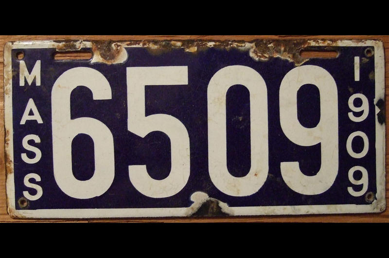 License plates Car dealerships, Car ferries, Car shuttle train, Cat’s eyes, Texas Gate, Drag racing, Driving license, Driving test, Petrol stations, Grand Prix racing, Hillclimbing, Land Speed Record, Motor racing, Motorail, Highways/Motorways, Highway service areas, Motoring associations, Multi-storey parking lots, License plates, Parking meters, Rallying, Road map, Road markings, Road signs, Road trips, Speed cameras, Speed limits, Traffic lights