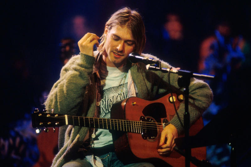 Kurt Cobain Why do conspiracy theories arise?, Tupak Shakur, Marilyn Monroe, Princesa Diana de Gales, Michael Jackson, Jim Morrison, Kurt Cobain, Bruce Lee