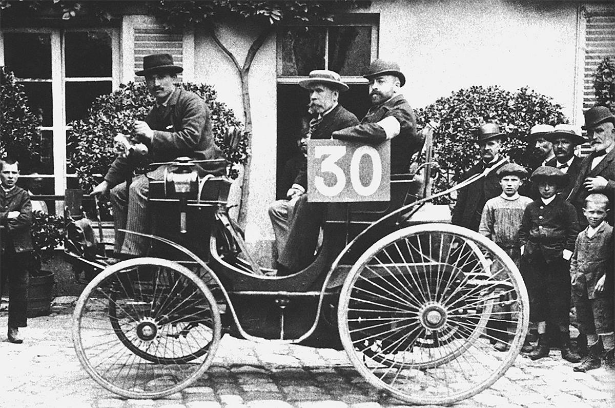Motor racing Car dealerships, Car ferries, Car shuttle train, Cat’s eyes, Texas Gate, Drag racing, Driving license, Driving test, Petrol stations, Grand Prix racing, Hillclimbing, Land Speed Record, Motor racing, Motorail, Highways/Motorways, Highway service areas, Motoring associations, Multi-storey parking lots, License plates, Parking meters, Rallying, Road map, Road markings, Road signs, Road trips, Speed cameras, Speed limits, Traffic lights