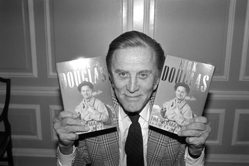 Olivia de Havilland: 104 years without a hair out of place, Norman Lloyd: The actor who worked until 100, Kirk Douglas: The 103-year-old Spartacus, Bob Hope: The comedian who exhausted the calendar, Zsa Zsa Gabor: Glamour until 99, Betty White: The age-defying queen of comedy, Mel Brooks: Still alive, still mocking death, Harry Belafonte: 96 years of rhythm and protest, Angela Lansbury: The lady who solved crimes and birthdays, Tony Bennett: In tune until 96