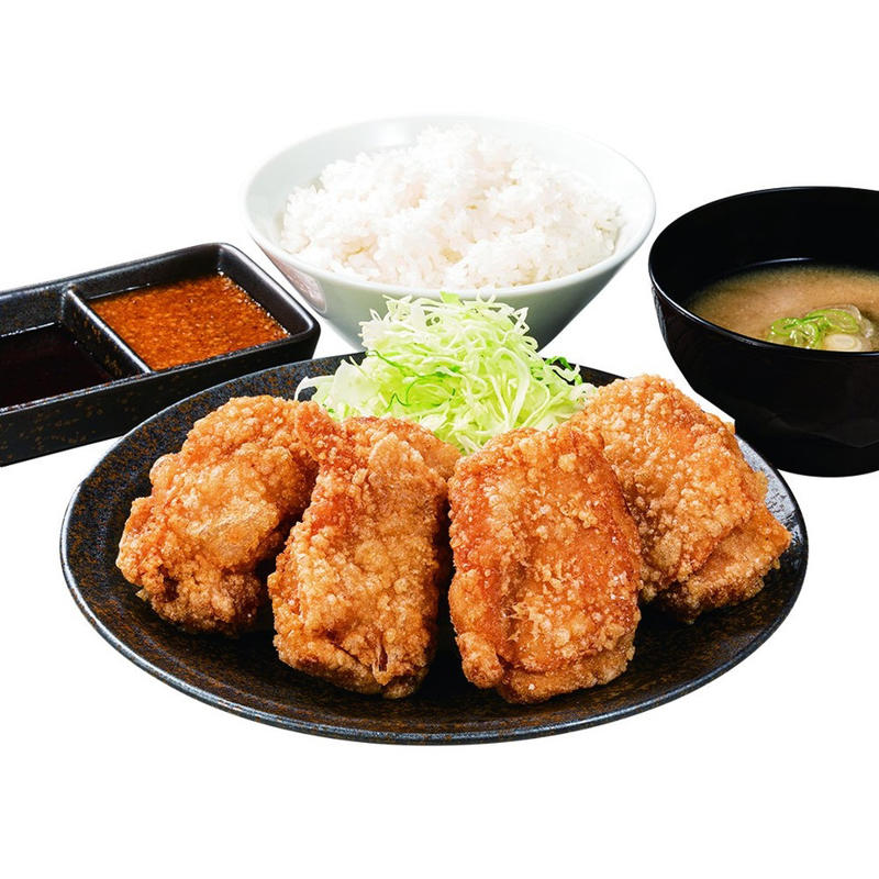 人気定食4品が150円引きの特別価格, からあげ単品も1個100円の特別価格, 店内・テイクアウト両方で利用可能, からやまの特徴的な「カリッともも」