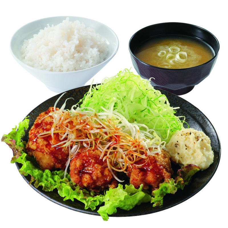 人気定食4品が150円引きの特別価格, からあげ単品も1個100円の特別価格, 店内・テイクアウト両方で利用可能, からやまの特徴的な「カリッともも」