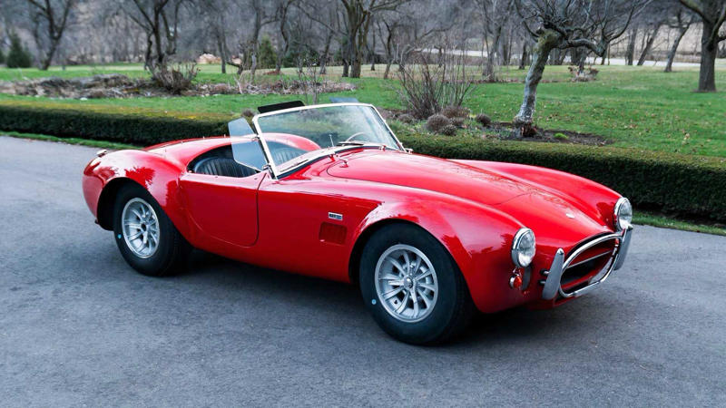             The Shelby Cobra 427 Had The Fastest Quarter-Mile Time In The '60s        ,             A Detailed Look At The 427 Cobra        ,             Other Incredibly Quick Cars Of The 1960s        ,             This Is How '60s 1/4 Mile Times Stack Up To Today's        