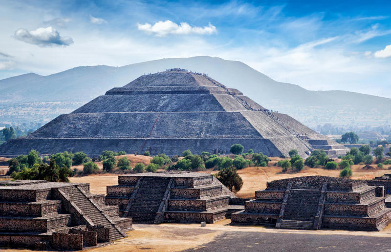 The rest is history, Rome, Italy, Athens, Greece, Tikal, Guatemala, Yaxha, Guatemala, Parsa, Iran, Susa, Iran, Gerasa, Jordan, Petra, Jordan, Machu Picchu, Peru, Choquequirao, Peru, Ollantaytambo, Peru, Pompeii, Italy, Herculaneum, Italy, Paestum, Italy, Teotihuacan, Mexico, El Tajín, Mexico, Chichén Itzá, Mexico, Pyramids of Giza, Egypt, Luxor, Egypt, Karnak, Egypt, Stonehenge, England, Avebury, England, Xi'an, China, Great Wall of China, Easter Island, Troy, Turkey, Ephesus, Turkey