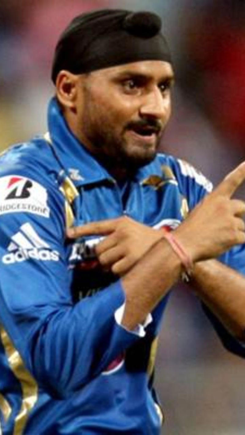 5. Harbhajan Singh, 4. Chris Gayle, 3. David Warner, 2. Dwayne Bravo, 1. Virat Kohli