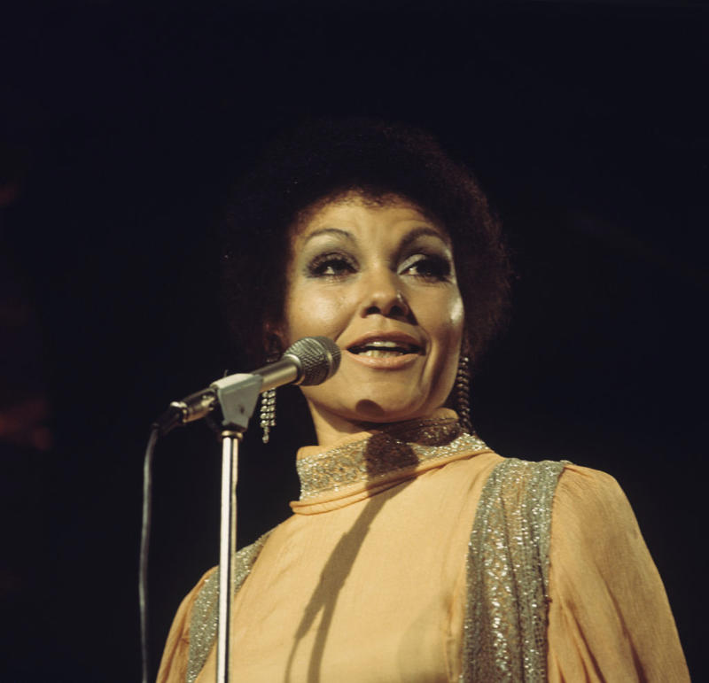 Britain’s most successful ever jazz singer dies aged 97