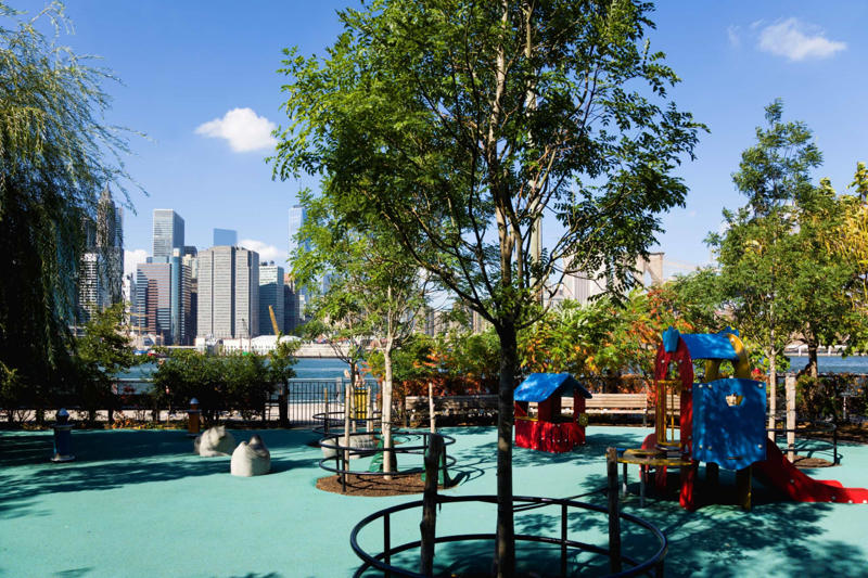 Brooklyn Bridge Park, USA Walt Disney Concert Hall, USA, "The Walkie Talkie," England, InTempo Skyscraper, Spain, Vdara Hotel and Spa, USA, Dubai Aquarium and Underwater Zoo, United Arab Emirates, Ryugyong Hotel, North Korea, Lotus Riverside Complex, China, Brooklyn Bridge Park, USA, Aon Center, USA, Žižkov Television Tower, Czech Republic, Kangbashi District, China, Citigroup Center, USA, W.E.B. Du Bois Library, USA, Santos, Brazil