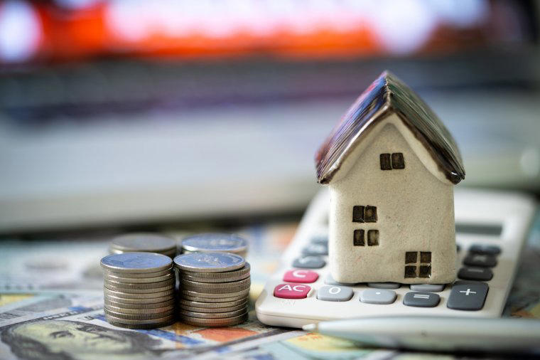 Home insurance Broadband, Electricity bills, Gas bills and driving penalties, Home insurance, A genuine surprise