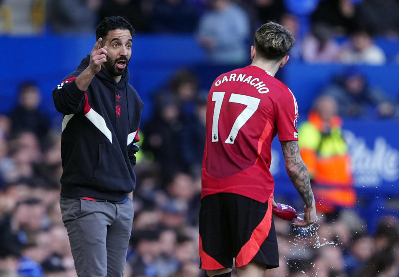 Transfer news, rumours and done deals, Man Utd exploring swap deals with Chelsea and Aston Villa for Garnacho, City re-sign Trafford from Burnley, Why Gyokeres changes the title race, PSG close to agreement for Chevalier, Everton agree deal to sign Aznou, United 'lead race' for Donnarumma and eye Pope, Antony targeted by Saudi club, Ajax and Chelsea near breakthrough over Hato, The logic behind Liverpool’s decision to sell Luis Diaz, Liverpool sell Luis Diaz to Bayern Munich, Chelsea readying opening offer for Simons?, DONE DEAL! Luis Diaz leaves Liverpool and completes Bayern Munich move, Everton plot shock move for Man City forward Jack Grealish, Leipzig using Ekitike fee as benchmark?, Forest making progress in Ndoye deal, Liverpool 'agree personal terms' with Isak, Arsenal refuse to play ball over Eze, City reject £25m offer from Forest for McAtee, Rangers close in on Spurs' Moore, Transfer news live
