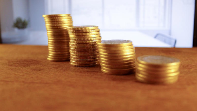 1. Automate Your Savings 1. You Have No Clear Spending Plan, 2. You Depend Entirely On Social Security Checks, 3. Your Healthcare Budget Is A Guess, 4. You’re Dipping Into Savings Too Fast, 5. You Haven’t Planned For Rising Costs, 6. You’ve Ignored Long-Term Care Needs, 7. Your Income Sources Are Too Limited, 8. You’re Still Supporting Grown-Up Kids, 9. You’re Retiring With Lingering Debt, 10. You Treat Emergencies Like Surprises, 1. Automate Your Savings, 2. Max Out Your Employer’s 401(k) Match, 3. Open A Roth IRA, 4. Track Your Expenses, 5. Diversify With Low-Cost Index Funds, 6. Delay Social Security, 7. Use Catch-Up Contributions, 8. Convert Side Hustle Income Into Retirement Gains, 9. Eliminate High-Interest Debt Before Investing, 10. Adjust Asset Allocation
