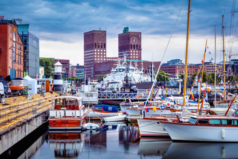 3. Oslo, Norway Index chooses cities that adopt strategies to withstand an uncertain future, World Organisation of Smart and Sustainable Cities (WeGO), North American and Canadian cities unsure in their positioning, Researchers combined data and surveys of citizens in 142 cities, Top 10 smartest cities in the world, 1. Singapore, 2. Zurich, Switzerland, 3. Oslo, Norway, 4. Taipei, Taiwan, 5. Lausanne, Switzerland, 6. Helsinki, Finland, 7. Copenhagen, Denmark, 8. Geneva, Switzerland, 9. Auckland, New Zealand