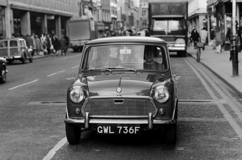 9. Mini 850 (604kg/1332lb) 1. Mazda MX-5 (970kg/2138lb), 2. Lancia Fulvia Coupé HF (895kg/1973lb), 3. Peugeot 205 Rallye (790kg/1741lb), 4. Austin A30 (685kg/1510lb), 5. Suzuki Cappuccino (679kg/1496lb), 6. Citroën AX (675kg/1488lb), 7. Austin-Healey Sprite (664kg/1463lb), 8. Rochdale Olympic II (650kg/1433lb), 9. Mini 850 (604kg/1332lb), 10. Porsche 356 (600kg/1322lb), 11. Lotus Elan (585kg/1289lb), 12. Clan Crusader (578kg/1274lb), 13. Honda N360 (508kg/1119lb), 14. Ginetta G15 (501kg/1104lb), 15. Fiat 500 (500kg/1102lb), 16. De Tomaso Vallelunga (500kg/1102lb), 17. Caterham Superlight R500 (460kg/1014lb), 18. Ginetta G4 (445kg/981lb), 19. Austin Seven (432kg/952lb), 20. Morgan Aero Supersports (406kg/895lb), 21. Bond Bug (394kg/869lb), 22. Lotus Seven (387kg/853lb), 23. Light Car Company Rocket (370kg/815lb), 24. Berkeley Sports (318kg/701lb), 25. Messerschmitt KR200 (210kg/463lb)