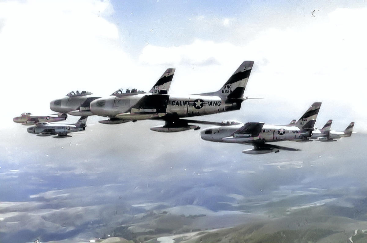 10: Northrop YF-23, 9: North American XB-70 Valkyrie, 8: Lockheed SR-71 Blackbird, 7: Ryan ST, 6: McDonnell XP-67 ‘Moonbat’, 5: North American F-86 Sabre, 4: Grumman F-14 Tomcat, 3: Republic XF-12 Rainbow, 2: General Dynamics F-16XL, 1: North American P-51 Mustang