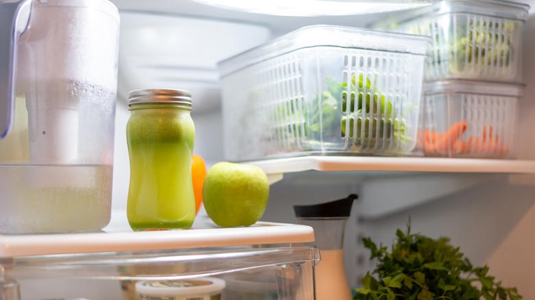 Overcrowding The Top Shelves, Not Labeling Or Dating Leftovers, Rotating Items Regularly, Not Using Transparent Containers, Placing The Wrong Items On The Door, Not Adjusting The Shelves