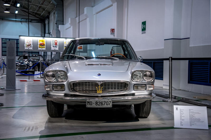 1963 Maserati Quattroporte (cont.) The world’s best super saloons, 1. 1951 Hudson Hornet, 1951 Hudson Hornet (cont.), 2. 1959 Jaguar Mk2 3.8, 1959 Jaguar Mk2 3.8 (cont.), 3. 1963 Maserati Quattroporte, 1963 Maserati Quattroporte (cont.), 4. 1966 Dodge Hemi Coronet Deluxe, 1966 Dodge Hemi Coronet Deluxe (cont.), 5. 1967 Iso Fidia, 1967 Iso Fidia (cont.), 6. 1971 Monica 560, 1971 Monica 560 (cont.), 7. 1971 De Tomaso Deauville, 1971 De Tomaso Deauville (cont.), 8. 1982 Alpina B7S Turbo, 1982 Alpina B7S Turbo (cont.), 9. 1985 AMG Hammer, 1985 AMG Hammer (cont.), 10. 1985 Bentley Turbo R, 1985 Bentley Turbo R (cont.), 11. 1986 Lancia Thema 8.32, 1986 Lancia Thema 8.32 (cont.), 12. 1988 Audi V8, 1988 Audi V8 (cont.), 13. 1990 Mercedes-Benz 190E 2.5-16 Evolution II, 1990 Mercedes-Benz 190E 2.5-16 Evolution II (cont.), 14. 1990 Lotus Carlton, 1990 Lotus Carlton (cont.), 15. 1990 Mercedes-Benz 500E, 1990 Mercedes-Benz 500E (cont.), 16. 1992 Subaru Impreza, 1992 Subaru Impreza (cont.), 17. 1992 Renault Safrane Biturbo, 1992 Renault Safrane Biturbo (cont.), 18. 1994 Jaguar XJR, 1994 Jaguar XJR (cont.), 19. 1998 BMW E39 M5, 1998 BMW E39 M5 (cont.), 20. 2000 Saab 9-5 Aero, 2000 Saab 9-5 Aero (cont.)