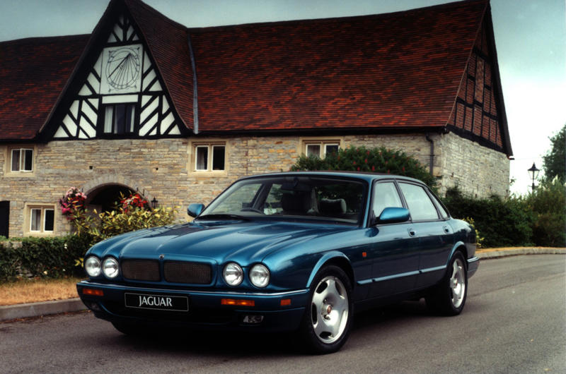 18. 1994 Jaguar XJR The world’s best super saloons, 1. 1951 Hudson Hornet, 1951 Hudson Hornet (cont.), 2. 1959 Jaguar Mk2 3.8, 1959 Jaguar Mk2 3.8 (cont.), 3. 1963 Maserati Quattroporte, 1963 Maserati Quattroporte (cont.), 4. 1966 Dodge Hemi Coronet Deluxe, 1966 Dodge Hemi Coronet Deluxe (cont.), 5. 1967 Iso Fidia, 1967 Iso Fidia (cont.), 6. 1971 Monica 560, 1971 Monica 560 (cont.), 7. 1971 De Tomaso Deauville, 1971 De Tomaso Deauville (cont.), 8. 1982 Alpina B7S Turbo, 1982 Alpina B7S Turbo (cont.), 9. 1985 AMG Hammer, 1985 AMG Hammer (cont.), 10. 1985 Bentley Turbo R, 1985 Bentley Turbo R (cont.), 11. 1986 Lancia Thema 8.32, 1986 Lancia Thema 8.32 (cont.), 12. 1988 Audi V8, 1988 Audi V8 (cont.), 13. 1990 Mercedes-Benz 190E 2.5-16 Evolution II, 1990 Mercedes-Benz 190E 2.5-16 Evolution II (cont.), 14. 1990 Lotus Carlton, 1990 Lotus Carlton (cont.), 15. 1990 Mercedes-Benz 500E, 1990 Mercedes-Benz 500E (cont.), 16. 1992 Subaru Impreza, 1992 Subaru Impreza (cont.), 17. 1992 Renault Safrane Biturbo, 1992 Renault Safrane Biturbo (cont.), 18. 1994 Jaguar XJR, 1994 Jaguar XJR (cont.), 19. 1998 BMW E39 M5, 1998 BMW E39 M5 (cont.), 20. 2000 Saab 9-5 Aero, 2000 Saab 9-5 Aero (cont.)