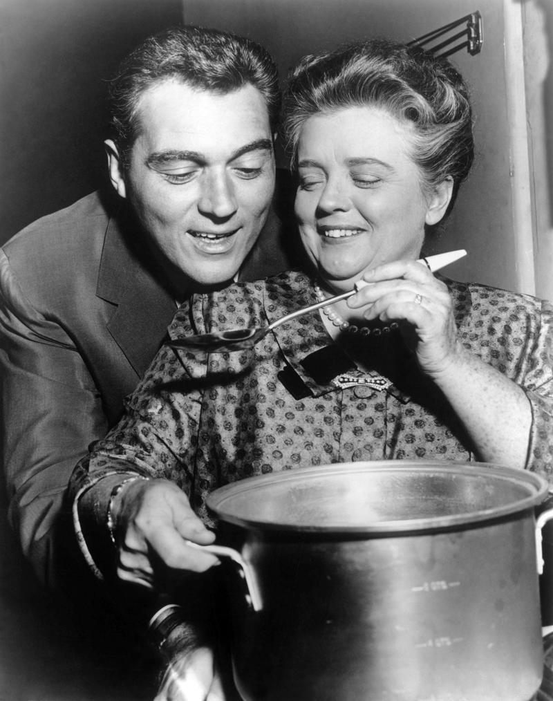 A different path than planned, A personal crossroads, Becoming Aunt Bee, A difficult reputation, Longing for more, Mayberry's legacy, An unscripted ending