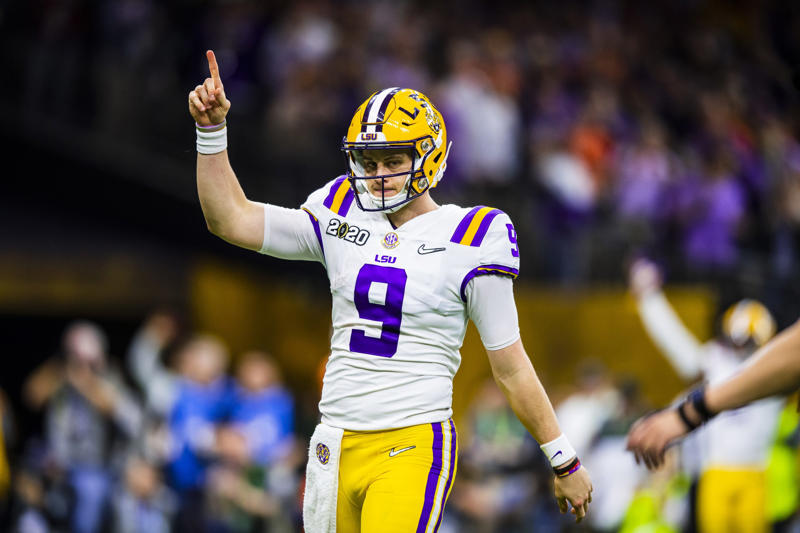 Schools With The Most Heisman Trophy Winners, T-6. Army: Three, T-6. Michigan: Three, T-6. Nebraska: Three, T-6. Florida: Three, T-6. Auburn: Three, T-6. Florida State: Three, T-6. LSU: Three, 5. Alabama: Four, T-2. Notre Dame: Seven, T-2. Ohio State: Seven, T-2. Oklahoma: Seven, 1. USC: Eight