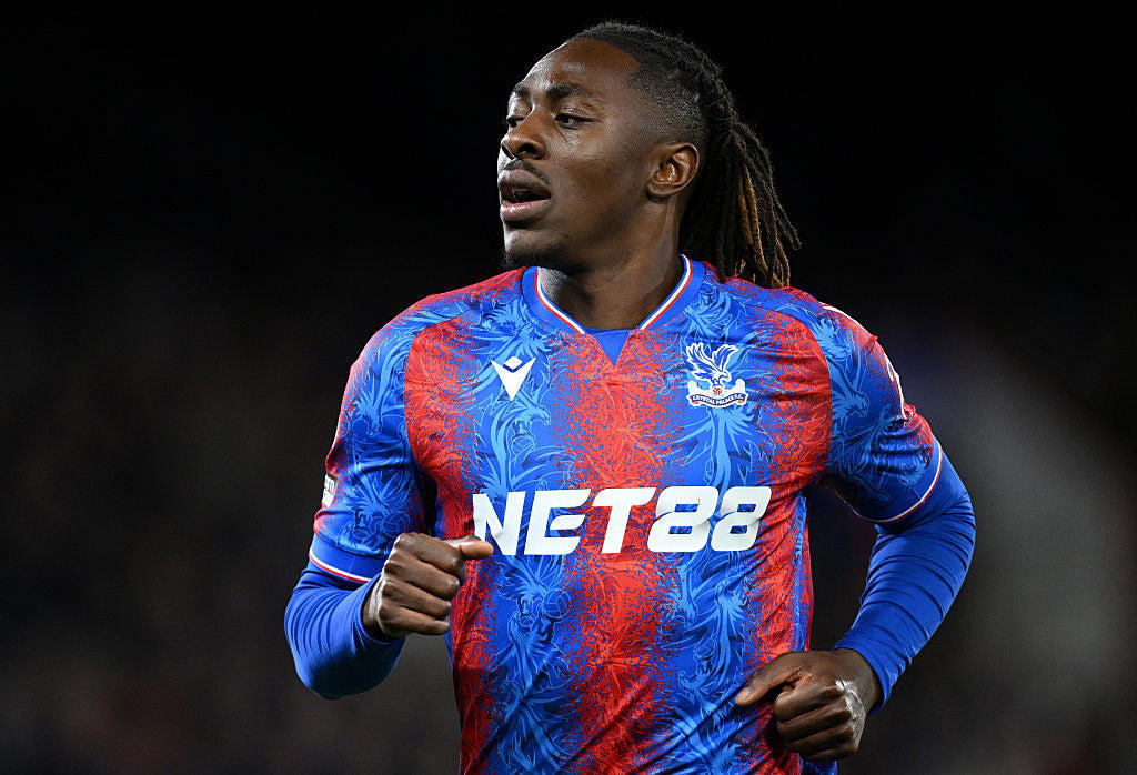 Transfer news, rumours and done deals, Everton agree deal to sign Aznou, Newcastle owners to block Isak move?, Ramsdale undergoes Newcastle medical, PSG close to agreement for Chevalier, United 'lead race' for Donnarumma and eye Pope, Antony targeted by Saudi club, Chelsea book in medical for Hato, Chelsea readying opening offer for Simons?, Luis Diaz leaves Liverpool and completes Bayern Munich move, Rangers close in on Spurs' Moore, Forest sign Ndoye, City reject £25m offer from Forest for McAtee, Everton plot shock move for Man City forward Jack Grealish, Leipzig using Ekitike fee as benchmark?, Manchester United in talks over Sesko, Liverpool 'agree personal terms' deal with Isak, Eze keen on Arsenal move, Newcastle's potential targets, Newcastle's areas to improve, Everton 'not ready' to start season, Manchester United sign Olme, Pedersen named new Sheffield Wednesday boss, Galatasaray re-sign Victor Osimhen, Everton running out of time for new signings, Sunderland target Guiu, Castledine heading out on loan, Palace reject Mateta offer, Why Benjamin Sesko is now Man United’s top transfer target, Fulham inquire over Zinchenko, Villa want Yilmaz, Wissa may not train with Brentford, Luke Shaw makes honest admission about ‘stragglers’ in Man United squad, Amorim outlines key aspect he's looking for in new signings, Atlanta United agree deal for Alzate, Howe on Isak's future, Manchester United prioritising Benjamin Sesko, James Trafford completes return to Manchester City after snubbing Newcastle, Borussia Dortmund interested in Sancho, Napoli considering Sterling and Grealish?, Tottenham preparing bid for Palhinha, Ugarte says United players believe in Amorim, Nunez targeted by Milan and Juve, Villa &amp; Newcastle to fight for Calvert-Lewin?, Fulham still interested in Nelson, Amorim 'really happy' with Hojlund, Man Utd told Ollie Watkins is 'not for sale' after initial approach, Sunderland sign Xhaka, Rodrygo to Liverpool?, Premier League clubs battle for centre-back, Manchester United make offer for Hjulmand, Man Utd exploring swap deals with Chelsea and Aston Villa for Garnacho, City re-sign Trafford from Burnley, When will Viktor Gyokeres make his Arsenal debut?, Everton agree deal to sign Aznou, Newcastle owners to block Isak move?, PSG close to agreement for Chevalier, Ramsdale undergoes Newcastle medical, United 'lead race' for Donnarumma and eye Pope, Antony targeted by Saudi club, Chelsea book in medical for Hato, The logic behind Liverpool’s decision to sell Luis Diaz, Liverpool sell Luis Diaz to Bayern Munich, Chelsea readying opening offer for Simons?, Luis Diaz leaves Liverpool and completes Bayern Munich move, Rangers close in on Spurs' Moore, City reject £25m offer from Forest for McAtee, Everton plot shock move for Man City forward Jack Grealish, Leipzig using Ekitike fee as benchmark?, Manchester United in talks over Sesko, Forest making progress in Ndoye deal, Liverpool 'agree personal terms' deal with Isak, Eze keen on Arsenal move, Transfer news live