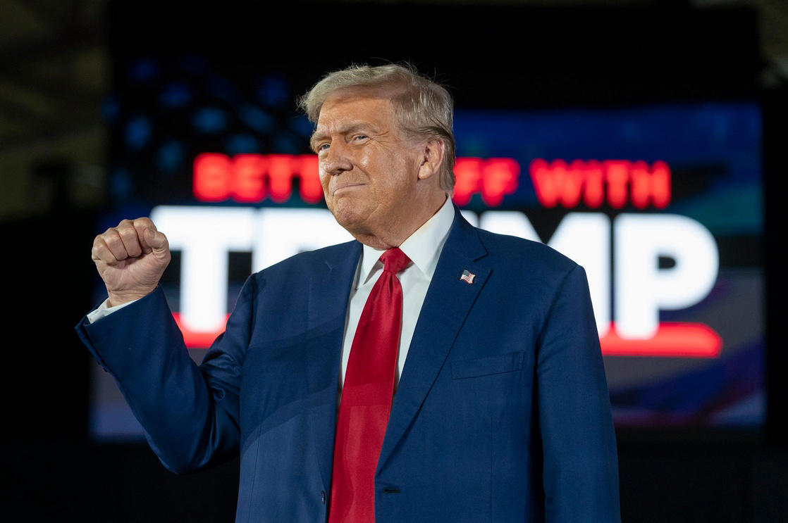 Trump speaks at Macomb Community College, Trump interviewed by Senator Marsha Blackburn, Trump and VP-elect Vance at inauguration, Trump signs documents after inauguration, Trump acceptance speech after election, Trump salutes troops at inauguration, Trump gestures during presidential inauguration