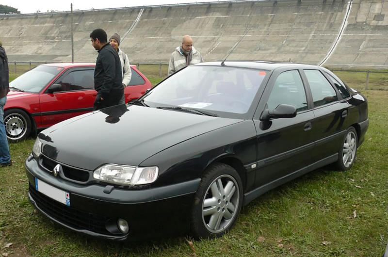 17. 1992 Renault Safrane Biturbo The world’s best super saloons, 1. 1951 Hudson Hornet, 1951 Hudson Hornet (cont.), 2. 1959 Jaguar Mk2 3.8, 1959 Jaguar Mk2 3.8 (cont.), 3. 1963 Maserati Quattroporte, 1963 Maserati Quattroporte (cont.), 4. 1966 Dodge Hemi Coronet Deluxe, 1966 Dodge Hemi Coronet Deluxe (cont.), 5. 1967 Iso Fidia, 1967 Iso Fidia (cont.), 6. 1971 Monica 560, 1971 Monica 560 (cont.), 7. 1971 De Tomaso Deauville, 1971 De Tomaso Deauville (cont.), 8. 1982 Alpina B7S Turbo, 1982 Alpina B7S Turbo (cont.), 9. 1985 AMG Hammer, 1985 AMG Hammer (cont.), 10. 1985 Bentley Turbo R, 1985 Bentley Turbo R (cont.), 11. 1986 Lancia Thema 8.32, 1986 Lancia Thema 8.32 (cont.), 12. 1988 Audi V8, 1988 Audi V8 (cont.), 13. 1990 Mercedes-Benz 190E 2.5-16 Evolution II, 1990 Mercedes-Benz 190E 2.5-16 Evolution II (cont.), 14. 1990 Lotus Carlton, 1990 Lotus Carlton (cont.), 15. 1990 Mercedes-Benz 500E, 1990 Mercedes-Benz 500E (cont.), 16. 1992 Subaru Impreza, 1992 Subaru Impreza (cont.), 17. 1992 Renault Safrane Biturbo, 1992 Renault Safrane Biturbo (cont.), 18. 1994 Jaguar XJR, 1994 Jaguar XJR (cont.), 19. 1998 BMW E39 M5, 1998 BMW E39 M5 (cont.), 20. 2000 Saab 9-5 Aero, 2000 Saab 9-5 Aero (cont.)