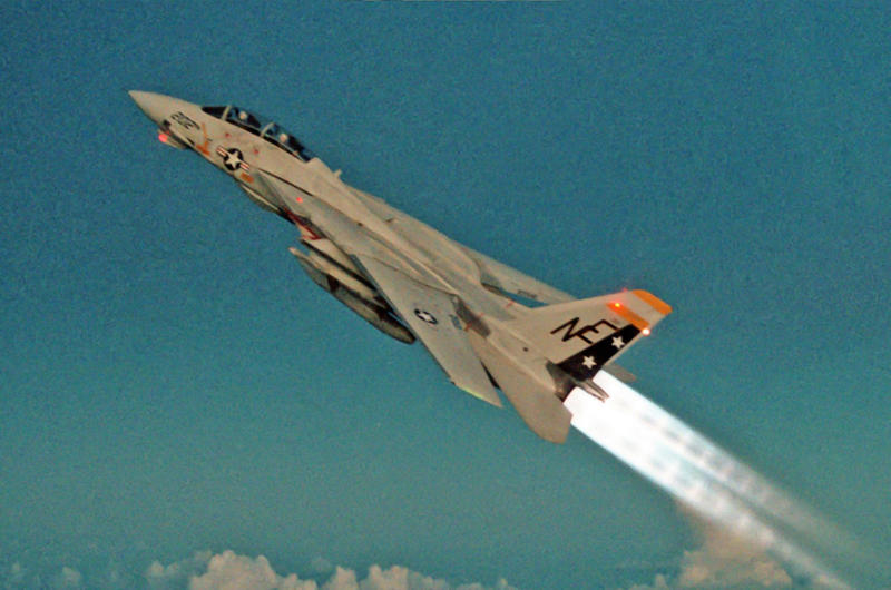 4: Grumman F-14 Tomcat 10: Northrop YF-23, 9: North American XB-70 Valkyrie, 8: Lockheed SR-71 Blackbird, 7: Ryan ST, 6: McDonnell XP-67 ‘Moonbat’, 5: North American F-86 Sabre, 4: Grumman F-14 Tomcat, 3: Republic XF-12 Rainbow, 2: General Dynamics F-16XL, 1: North American P-51 Mustang