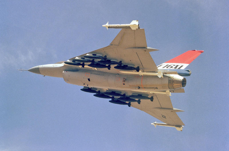 2: General Dynamics F-16XL 10: Northrop YF-23, 9: North American XB-70 Valkyrie, 8: Lockheed SR-71 Blackbird, 7: Ryan ST, 6: McDonnell XP-67 ‘Moonbat’, 5: North American F-86 Sabre, 4: Grumman F-14 Tomcat, 3: Republic XF-12 Rainbow, 2: General Dynamics F-16XL, 1: North American P-51 Mustang