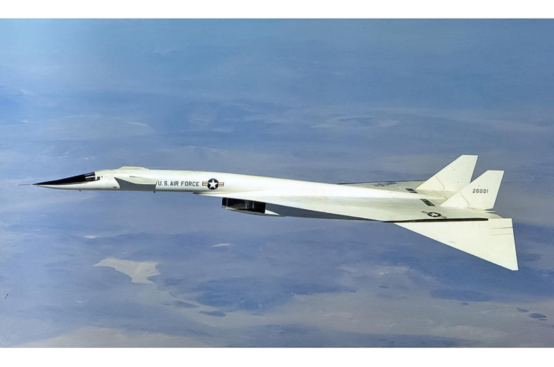 9: North American XB-70 Valkyrie 10: Northrop YF-23, 9: North American XB-70 Valkyrie, 8: Lockheed SR-71 Blackbird, 7: Ryan ST, 6: McDonnell XP-67 ‘Moonbat’, 5: North American F-86 Sabre, 4: Grumman F-14 Tomcat, 3: Republic XF-12 Rainbow, 2: General Dynamics F-16XL, 1: North American P-51 Mustang