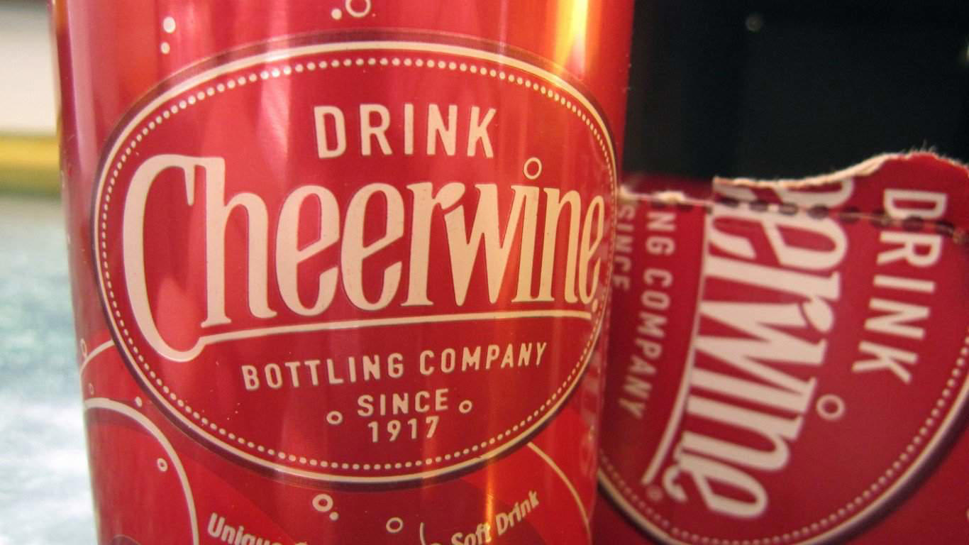 Alabama: Yellowhammer, Alaska: Duck Fart Shot, Arizona: Tequila Sunrise, Arkansas: Arkansas Razorback, California: Cabernet Sauvignon, Colorado: Coors Beer, Connecticut: Moscow Mule, Delaware: Dogfish Head IPA, Florida: Orange Juice, Georgia: Coca-Cola, Hawaii: Mai Tai, Idaho: Whiskey Sour, Illinois: Irish Whiskey, Indiana: Water, Iowa: Tom Collins, Kansas: Horsefeather, Kentucky: Mint Julep, Louisiana: Hurricane, Maine: Moxie, Maryland: Orange Crush (Cocktail), Massachusetts: Cranberry Juice, Michigan: Vernor's Ginger Ale, Minnesota: Bootleg, Mississippi: Milk Punch, Missouri: Fitz's Root Beer, Montana: Boilermaker, Nebraska: Red Beer, Nevada: Picon Punch, New Hampshire: Apple Cider, New Jersey: Jack Rose, New Mexico: Margarita, New York: The Manhattan, North Carolina: Cheerwine, North Dakota: North Dakota Special, Ohio: Bloody Mary, Oklahoma: Lunchbox, Oregon: Pinot Noir, Pennsylvania: Yuengling Beer, Rhode Island: Coffee Milk, South Carolina: Sweet Tea, South Dakota: Milk, Tennessee: Jack Daniel's, Texas: Lone Star Beer, Utah: Jell-O Shots, Vermont: Old Vermont, Virginia: George Washington's Rye Whiskey, Washington: Coffee, West Virginia: Moonshine, Wisconsin: Brandy, Wyoming: Fireball Whisky
