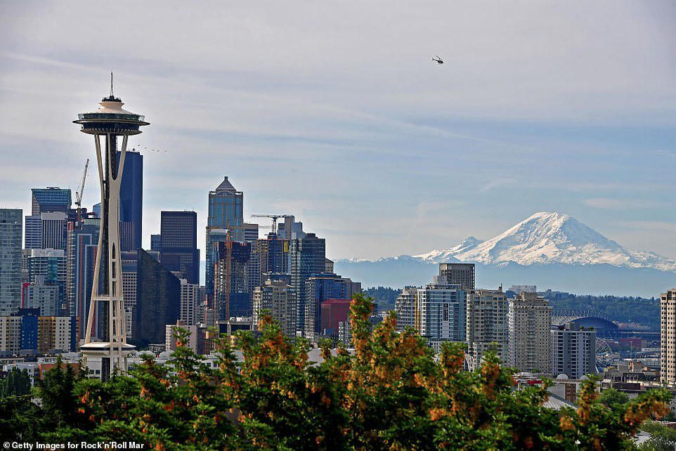 Largest earthquake swarm ever recorded at Mount Rainier