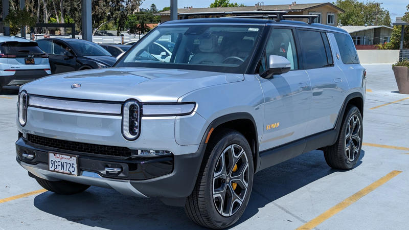 3. Rivian R1S 1. Jeep Grand Cherokee, 2. Nissan Xterra, 3. Suzuki Samurai, 4. Jeep Wrangler YJ, 5. Subaru Forester, 6. Toyota Tacoma, 7. Toyota 4Runner, 8. Isuzu Trooper, 9. Subaru Crosstrek Wilderness, 10. Jeep Gladiator, 1. Mercedes-Benz G-Wagon, 2. Hummer H1, 3. Rivian R1S, 4. Toyota Land Cruiser, 5. Dodge Durango SRT Hellcat, 6. Jeep Grand Wagoneer, 7. Land Rover Range Rover Sport, 8. Nissan Titan Pro-4X, 9. BMW X5, 10. Porsche Cayenne
