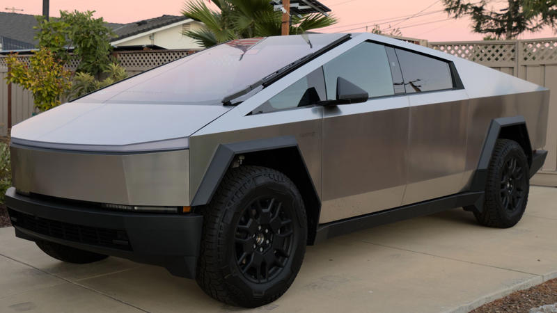4. Tesla Cybertruck 1. Ram 1500, 2. GMC Sierra 1500, 3. Ford F-150, 4. Chevrolet Silverado 1500, 5. Toyota Tundra, 6. Ford Super Duty (F-250/F-350), 7. Chevrolet Silverado HD, 8. Nissan Titan, 9. GMC Sierra HD, 10. Ram HD, 1. Honda Ridgeline, 2. Rivian R1T, 3. Jeep Gladiator, 4. Tesla Cybertruck, 5. Hyundai Santa Cruz, 6. Chevrolet Colorado, 7. Ford Ranger, 8. Toyota Tacoma, 9. Volkswagen Amarok, 10. Ram Rampage