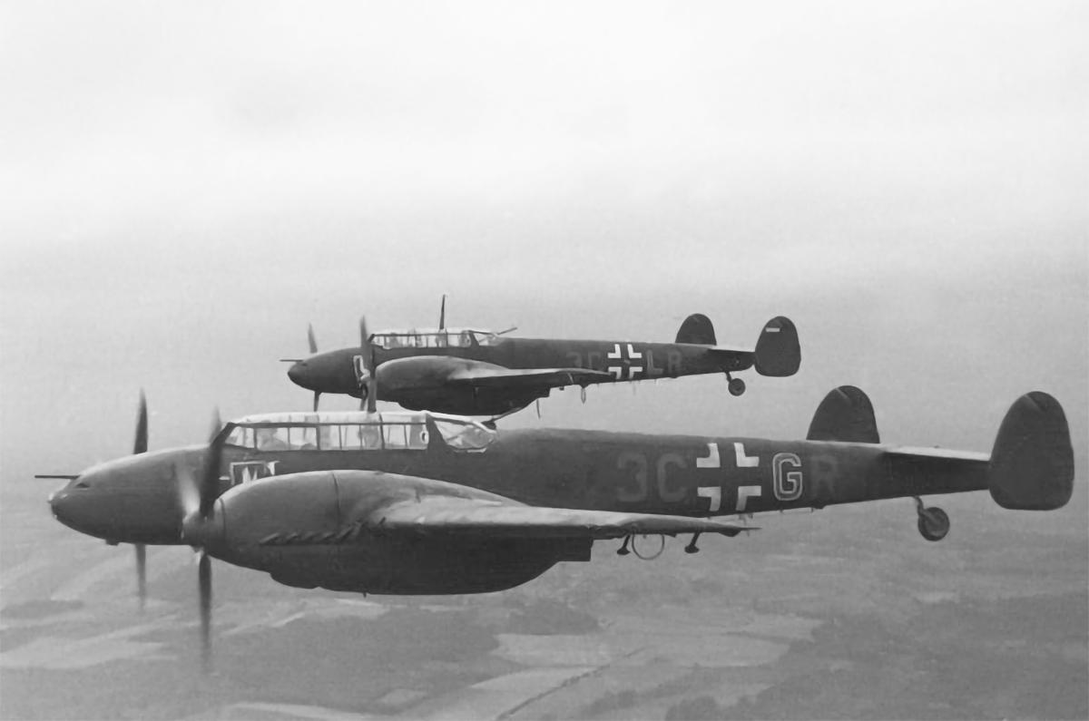 10: Westland Whirlwind, 9: Nakajima J1N1-S Gekko, 8: Northrop P-61 Black Widow, 7: Heinkel He 219 'Uhu', 6: Kawasaki Ki 45 Toryu, 5: Messerschmitt Bf 110, 4: Bristol Beaufighter, 3: Junkers Ju 88, 2: Lockheed P-38 Lightning, 1: De Havilland DH 98 Mosquito