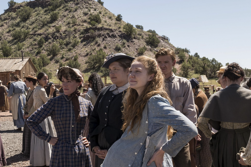 Godless (2017) - Netflix Río Lobo (1970) - Prime Video, The Power of the Dog (2021) - Netflix, Godless (2017) - Netflix, The Harder They Fall (2021) - Netflix, The Ridiculous 6 (2015) - Netflix, News of the World (2020) - Netflix, Westworld (2016) - Max, Deadwood (2004) - Max, The Last Outlaw (1993) - Max, Montana (1990) - Max, Blind Justice (1994) - Max, Bone Tomahawk (2015) - Prime Video, Justified (2010) - Prime Video, Hell or High Water (2016) - Prime Video