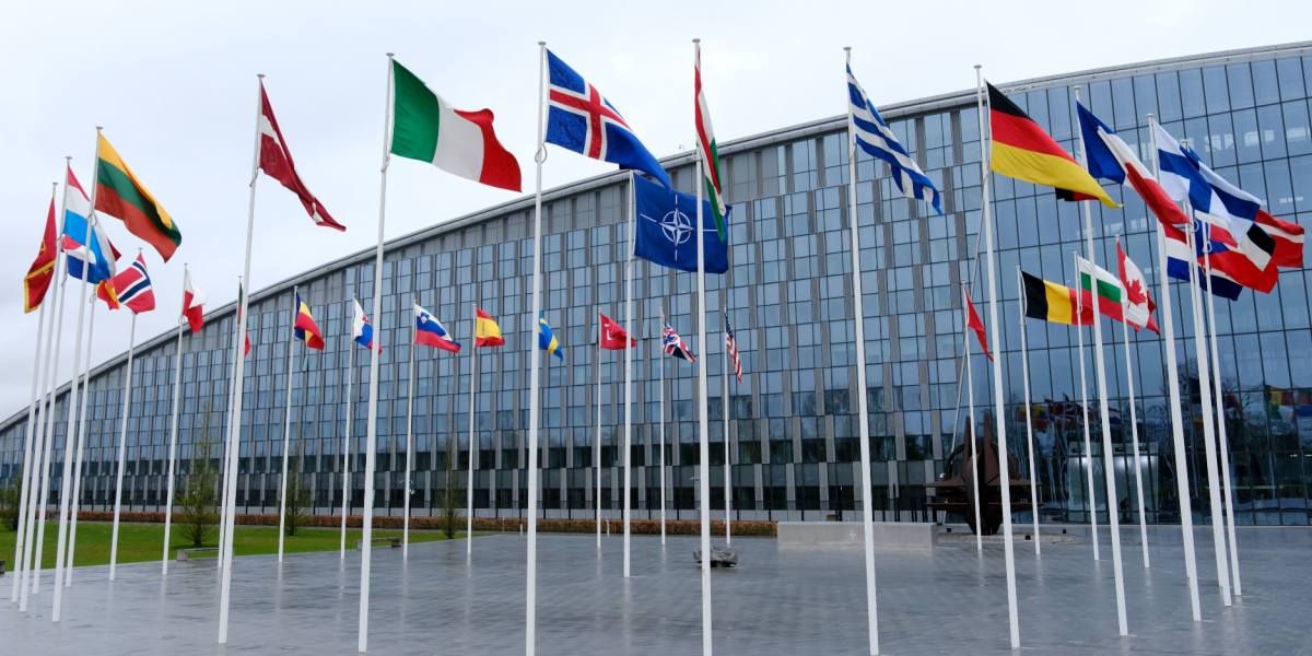 What is happening?, “Neutrality Alone Does Not Protect Us”, Call for a Public Discussion, Not a Decision, A Shift in Thinking Since Russia’s Invasion, Participation Without Membership, Warning Against Complacency, Lessons from Finland and Sweden, Ukraine’s Bid Highlights the Stakes