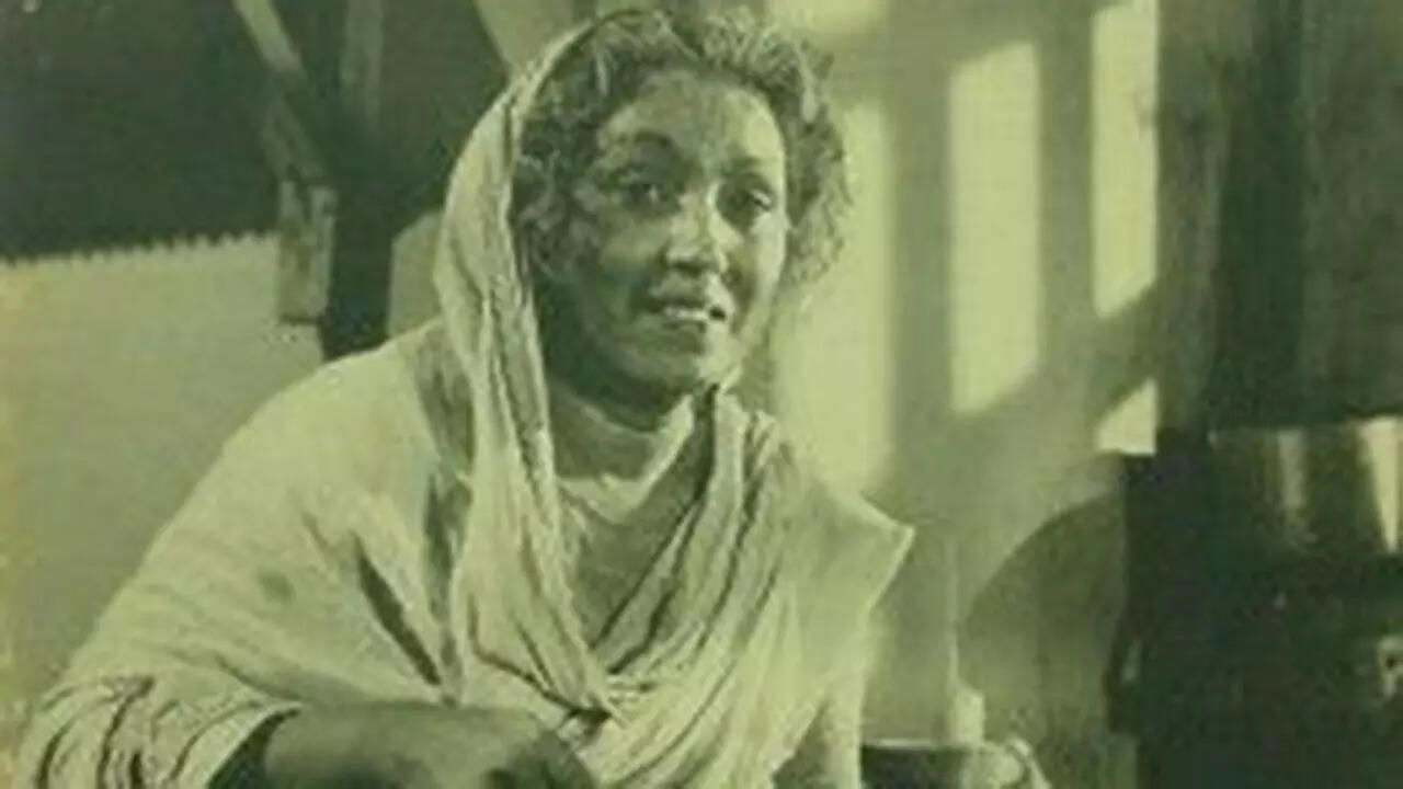 She Was a Heroine Before Becoming the Iconic Villain A Slap Changed Her Life Forever, She Was a Heroine Before Becoming the Iconic Villain, She Acted in Over 700 Films, She Played a Pivotal Role in Anand and Shree 420, She Was Honoured with a Padma Shri