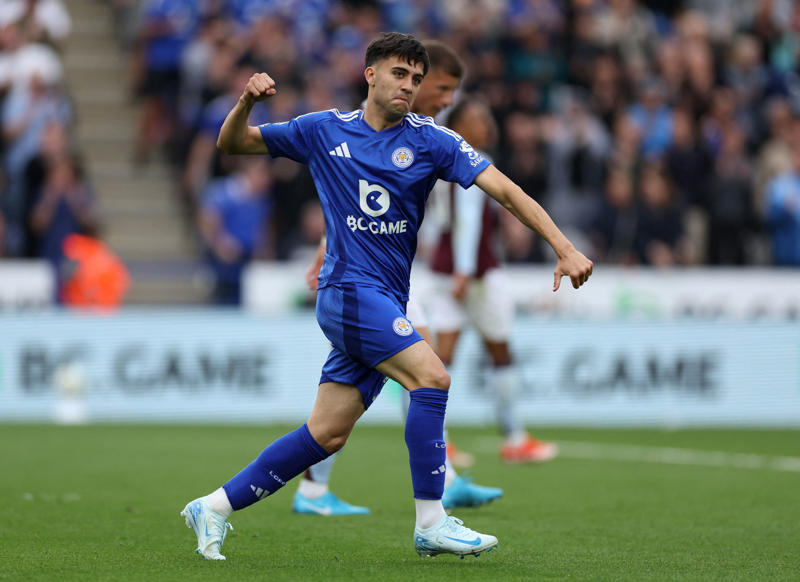 Transfer news, rumours and done deals, Exclusive: Everton plot shock move for Man City forward Jack Grealish, Leipzig using Ekitike fee as benchmark?, Rodrygo to Liverpool?, Nunez targeted by Milan and Juve, Liverpool transfer news: Alexander Isak, Rodrygo, Jean-Philippe Mateta and more, Felix completes move to Al Nassr, Chelsea transfer news: Xavi Simons, Jorrel Hato, Morgan Rogers, Rodrygo and more, Liverpool could submit bid for Isak this week, Man United transfer news: Benjamin Sesko, Ollie Watkins, Corentin Tolisso and more, Forest making progress in Ndoye deal, PSG close to agreement for Chevalier, Jackson to Newcastle?, Mikey Moore to go on loan?, When will Viktor Gyokeres make his Arsenal debut?, Arsenal ramp up bid for Crystal Palace star, Ramsdale in talks to sign for Newcastle, Diaz expected to begin Bayern medical tomorrow, Antony targeted by Saudi clubs, Eddie Howe’s Newcastle admission opens door to Alexander Isak exit, Utd &amp; Newcastle in talks with Sesko?, Fulham retain interest in Dewsbury-Hall, Liverpool accept €75m Luis Diaz bid from Bayern Munich, Xhaka set to sign for Sunderland, Joe Gomez leaves pre-season tour injured to leave Liverpool with centre-back dilemma, Newcastle to move on from Wissa?, Arsenal strike agreement with Eze?, Muller decides to continue career, Napoli interested in Sterling, Dortmund want Brighton midfielder?, Chelsea refusing Chukwuemeka loan?, Wrexham make surprise move for Eriksen, Trafford to undergo City medical, Son to leave Spurs?, Arteta addresses Mosquera acquisition, Antony targeted by Atletico?, Chelsea 'closing in on deal' for Hato, Real Madrid preparing big bid for Man City's Rodri, Nkunku exit 'almost guaranteed', Why Man United could be in pole position for Sesko, Chelsea target requested not to be in Ajax squad, Napoli considering Sterling and Grealish?, Dan Burn responds to Alexander Isak speculation after Newcastle forward eyes transfer, Nunez targeted by Milan and Juve, Villa &amp; Newcastle to fight for Calvert-Lewin?, Mikel Arteta on signing Viktor Gyokeres, Donnarumma leaving PSG?, Viktor Gyokeres on signing for Arsenal, Chelsea agree deal to sell Felix, Leeds ready to increase Paixao offer, Chelsea and Arsenal battle for Simons, Fulham still interested in Nelson, Gibbs-White signs new Forest contract, When will Viktor Gyokeres make his Arsenal debut?, Rodrygo to Liverpool?, Gunners sign centre-back Cristhian Mosquera from Valencia, Manchester City set to re-sign James Trafford, Alexander Isak eyes Newcastle exit with Liverpool and Chelsea considering situation, Arsenal ramp up bid for Crystal Palace star Eberechi Eze, Arsenal complete Viktor Gyokeres signing, Man Utd told Ollie Watkins is 'not for sale' after initial approach, Liverpool accept €75m Luis Diaz bid from Bayern Munich