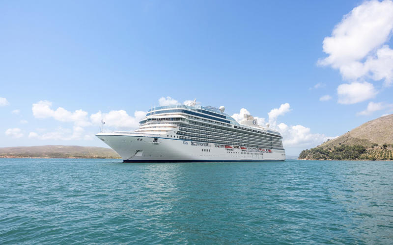 1. Where does Oceania cruise?, 2. Who does Oceania Cruises appeal to?, 3. Oceania Cruises’ fleet, Regatta-class, Oceania-class ships, Allura-class ships, 4. Loyalty scheme, 5. Access for guests with disabilities