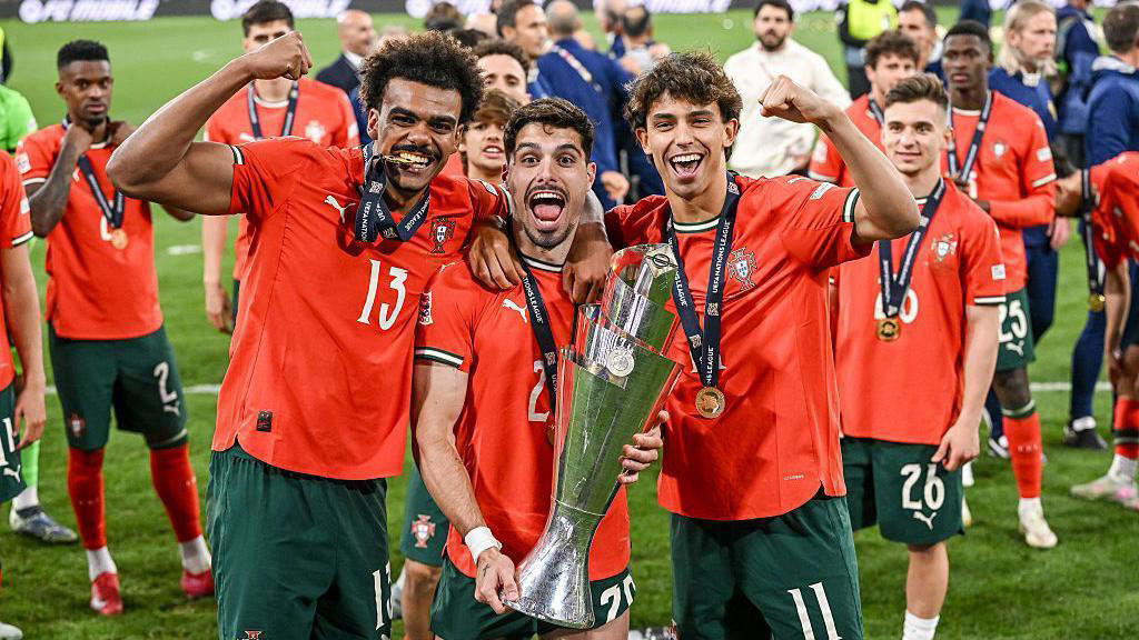 'Pure art' - the start at Benfica, Awards at Atletico - but not enough to justify the fee, Chelsea and Barcelona loans don't change fortunes, Back to Chelsea (for some reason), Back to Benfica in a happy ending...? Nope