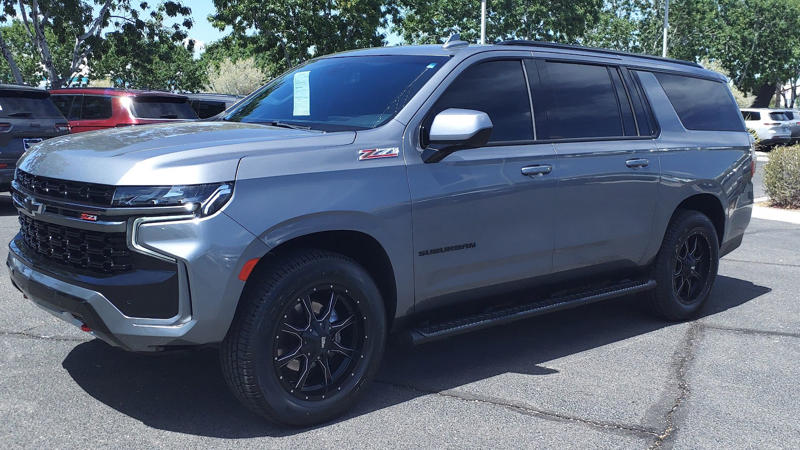 1. Chevrolet Suburban, 2. Ford Expedition MAX, 3. GMC Yukon XL, 4. Jeep Grand Wagoneer L, 5. Toyota Sequoia, 6. Nissan Armada, 7. Cadillac Escalade ESV, 8. Lincoln Navigator L, 9. Infiniti QX80, 10. Mercedes-Benz GLS, 1. Honda CR-V, 2. Toyota RAV4, 3. Mazda CX-5, 4. Subaru Forester, 5. Hyundai Tucson, 6. Kia Sportage, 7. Ford Escape, 8. Nissan Rogue, 9. Volkswagen Tiguan, 10. Chevrolet Equinox