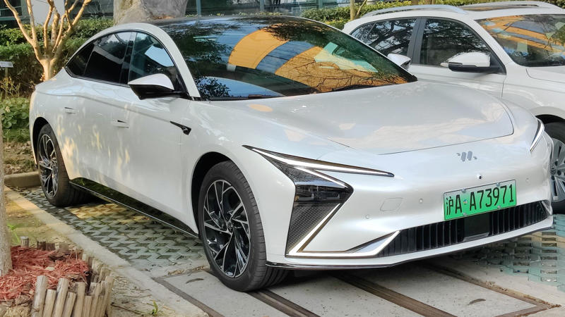 1. BYD Seal, 2. NIO ES6, 3. XPeng P7, 4. Hongqi E-HS9, 5. Li Auto L9, 6. NIO ET5, 7. Zeekr 001, 8. MG4 EV, 9. Geely Geometry C, 10. Ora Good Cat, 11. Leapmotor C11, 12. Voyah Free, 13. BYD Tang EV, 14. AITO M5, 15. NETA S, 16. IM L7, 17. BYD Dolphin, 18. Dongfeng M-Hero 917, 19. Baojun Yep, 20. Lynk &amp; Co 01