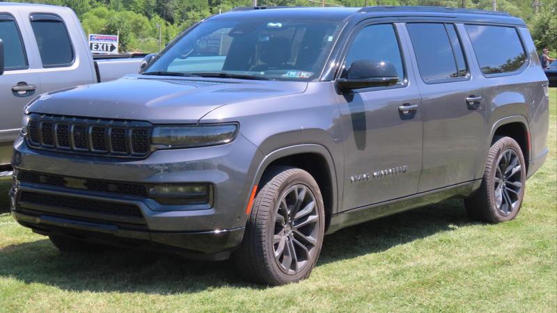 1. Chevrolet Suburban, 2. Ford Expedition MAX, 3. GMC Yukon XL, 4. Jeep Grand Wagoneer L, 5. Toyota Sequoia, 6. Nissan Armada, 7. Cadillac Escalade ESV, 8. Lincoln Navigator L, 9. Infiniti QX80, 10. Mercedes-Benz GLS, 1. Honda CR-V, 2. Toyota RAV4, 3. Mazda CX-5, 4. Subaru Forester, 5. Hyundai Tucson, 6. Kia Sportage, 7. Ford Escape, 8. Nissan Rogue, 9. Volkswagen Tiguan, 10. Chevrolet Equinox