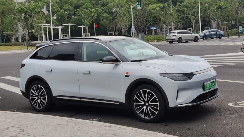 1. BYD Seal, 2. NIO ES6, 3. XPeng P7, 4. Hongqi E-HS9, 5. Li Auto L9, 6. NIO ET5, 7. Zeekr 001, 8. MG4 EV, 9. Geely Geometry C, 10. Ora Good Cat, 11. Leapmotor C11, 12. Voyah Free, 13. BYD Tang EV, 14. AITO M5, 15. NETA S, 16. IM L7, 17. BYD Dolphin, 18. Dongfeng M-Hero 917, 19. Baojun Yep, 20. Lynk &amp; Co 01