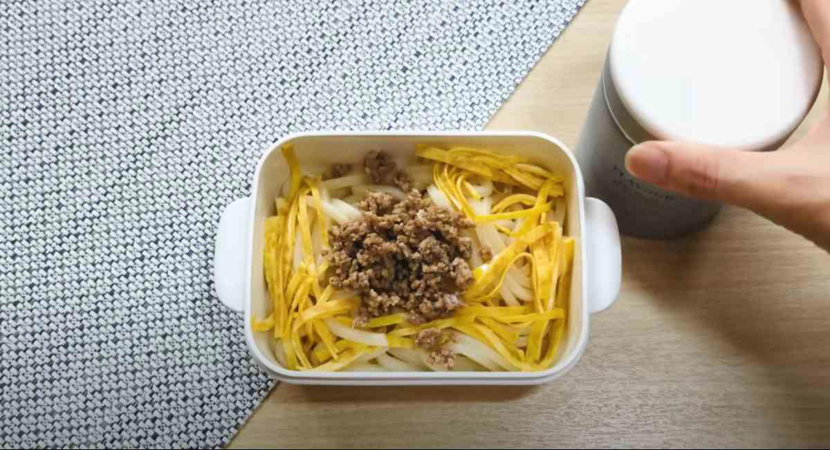 人気の冷凍うどんがセール！, ピリ辛冷やし中華うどんにアレンジ！, Wネバネバ冷やしうどんにアレンジ！, ツナとま冷やしうどんにアレンジ！, お弁当にも◎そぼろ冷やしにアレンジ！, 業務スーパーの「冷凍讃岐うどん(細麺)」の詳細, 冷凍の「鰻蒲焼」は買わなきゃ損！, ひつまぶし風鰻丼にアレンジ！, 鰻の出汁茶漬けにアレンジ！, 業務スーパーの「鰻蒲焼」の詳細, 1本当たり27円！ 大容量の冷凍焼きとりが大特価！, フライパンで蒸し焼きに, 焼きとりそぼろ弁当にアレンジ！, 焼きとり親子丼にアレンジ！, 塩だれ焼きとりにアレンジ！, 焼きとりチーズトーストにアレンジ, 業務スーパーの「鶏もも串（加熱済み・タレ無）」の詳細