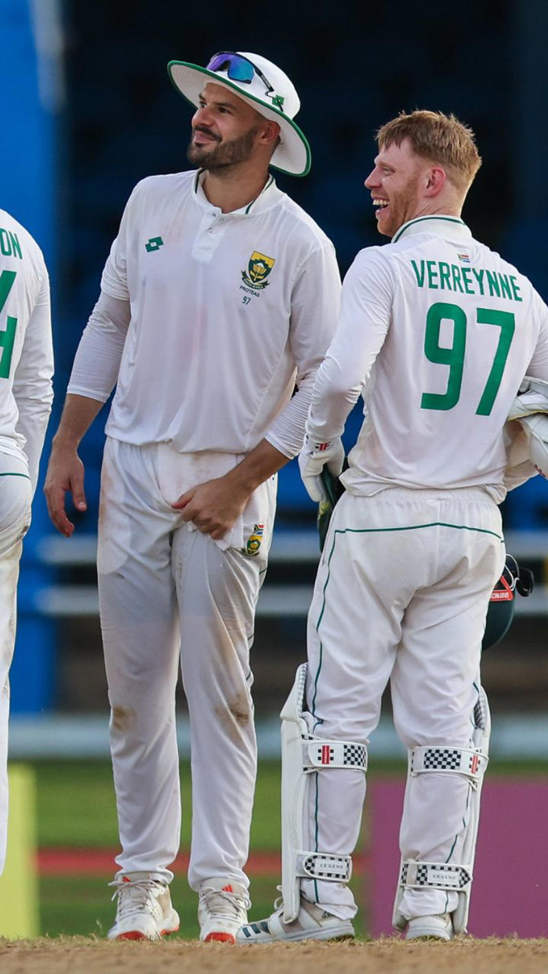1. Test series loss in South Africa, 2. Rift with BCCI, 3. Poor batting form, 4. Captaincy fatigue, 5. No ICC trophy, Still a legend, Why Australian cricketers are called "Legend Killers"?