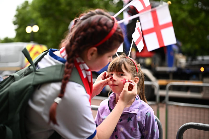 England trophy parade live, Lionesses say 65,000 people attend victory parade celebrations, Princess Beatrice and children join crowds for Lionesses’ football victory parade, England's celebrations go bigger and better, How did the Lionesses celebrate on Monday?, In pictures: Tens of thousands line The Mall, Lionesses leave the stage, In pictures: Lionesses celebrate historic win, Princess Beatrice and family pictured in the crowds, Sweet Caroline blasts along The Mall, England lifts Euros trophy, Chloe Kelly jokes 'What pressure?' as she thanks the crowds, Pictured: Lionesses reach Buckingham Palace, Sarina Wiegman surprised onstage by Burna Boy, Emotional Leah Williamson 'holding back tears' as she thanks crowds, In pictures: Lionesses greet jubilant crowds in victory parade, 'Sweet Caroline' blasts to the crowds, Victory parade reaches Buckingham Palace, 'I've never seen anything like it'; Alessia Russo celebrates along The Mall, In pictures: Fans cheer for the Lionesses, Captain Leah Williamson seen lifting trophy to cheers of the crowd, First pics of the Lionesses celebrating alongside thousands of England fans, The Lionesses arrive to kick off procession, Live: Watch Lionesses victory parade in central London, Supporters travel from across the UK to cheer on Lionesses, Minutes to go, Thousands of fans make their way to The Mall, Fans out in force, Live: Lionesses victory parade aerial footage as thousands celebrate England Euro 2025 victory, 'The standard of football is second to none', Fans 'very proud' of Lionesses, The truth behind Chloe Kelly’s unwavering confidence, 'Hopefully this will encourage more people to support women's football', England flags flying, One hour to go, The Mall is filling up, A look back at 2022, 'I was jumping in the air on Sunday', 'This team shows what it's like to be English', 'Amazing to see the progress from the last Euros', How can I watch the Lionesses victory parade?, A look back at 2022, Today's parade route, Weather no match for England fans, Preparations underway, Excitement building in London, Lionesses use 'their voice for change', London ready for England parade after Euro 2025 glory, Why Sarina Wiegman is the best manager in the world, The sweary gift Sarina Wiegman used to inspire Lionesses before Euro 2025 final, Keir Starmer calls to congratulate Lionesses, Wiegman hopes win will 'push women's game even more', Lionesses attend Downing Street reception to celebrate success, What has the goverment said about the parade?, What has the FA said about the trophy parade?, How to watch the ceremony on TV or online, Attending the homecoming parade, England trophy parade: Route, map and schedule for Euro 2025 victory celebrations, England trophy parade: Route, map and schedule for Euro 2025 victory celebrations