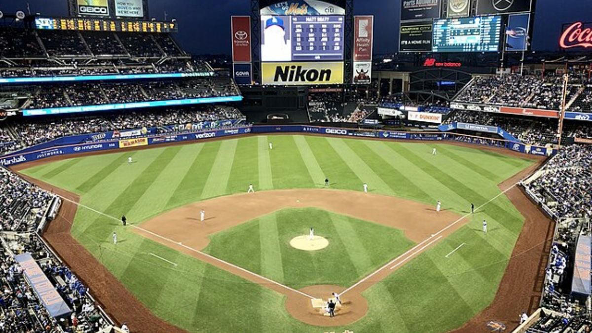 These Ball Parks Serve the Best Food in America 12.PNC Park, 11. Kauffman Stadium, 10. Globe Life Field, 9. Boog Powell’s Pit Beef, 8. Fenway Park, 7. Busch Stadium, 6. Citizens Bank Park, 5. American Family Field, 4. Tropicana Field, 3. Dodger Stadium, 2. T-Mobile Park, 1. Citi Field