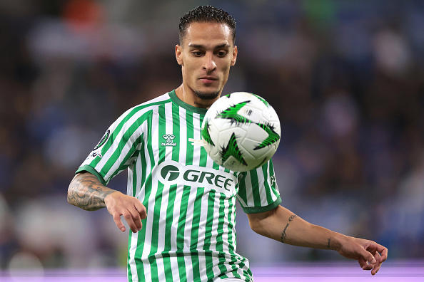 Antony rejects multiple transfer offers to leave Manchester United